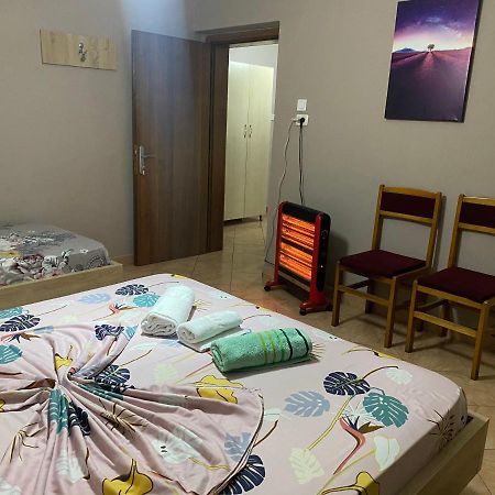 Guesthouse Sense Тирана Экстерьер фото